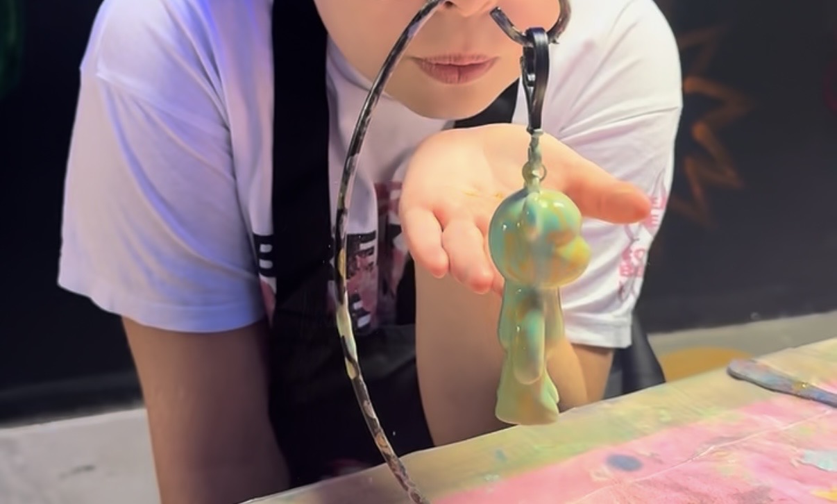 Atelier porte clefs FLUID ART