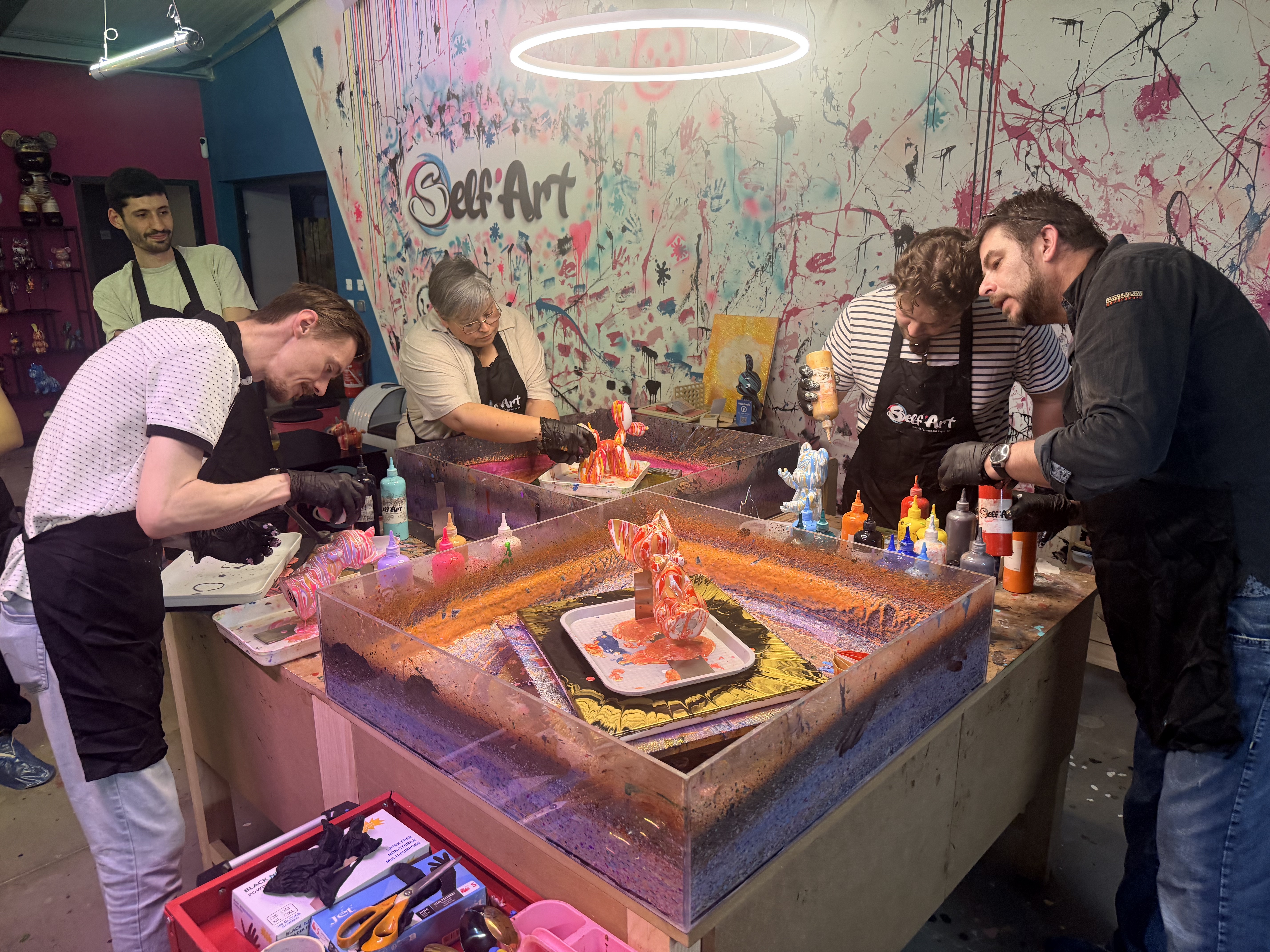 Atelier Fluid Art avec paillettes