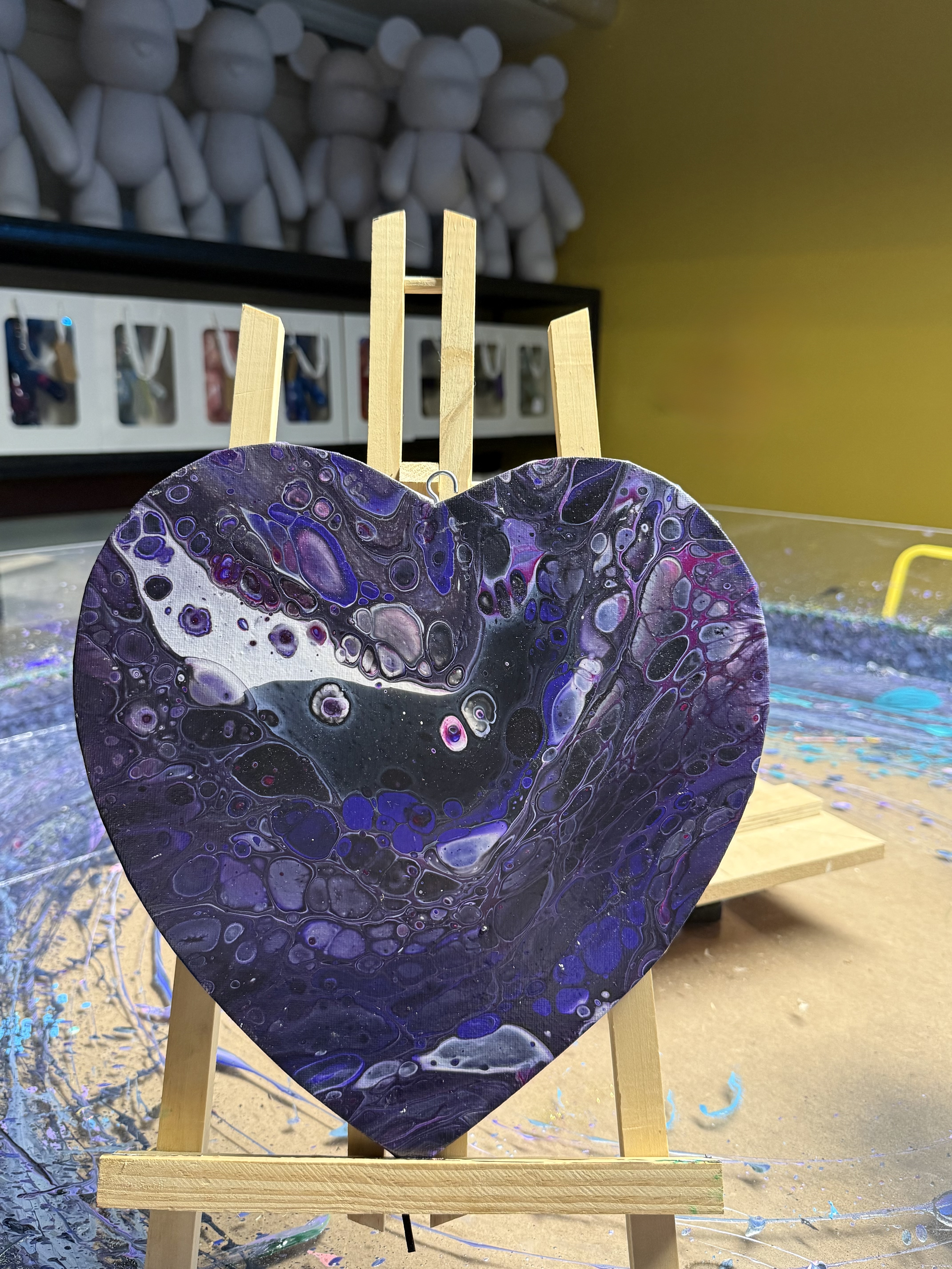 toile format cœur 29cm effet Pouring 